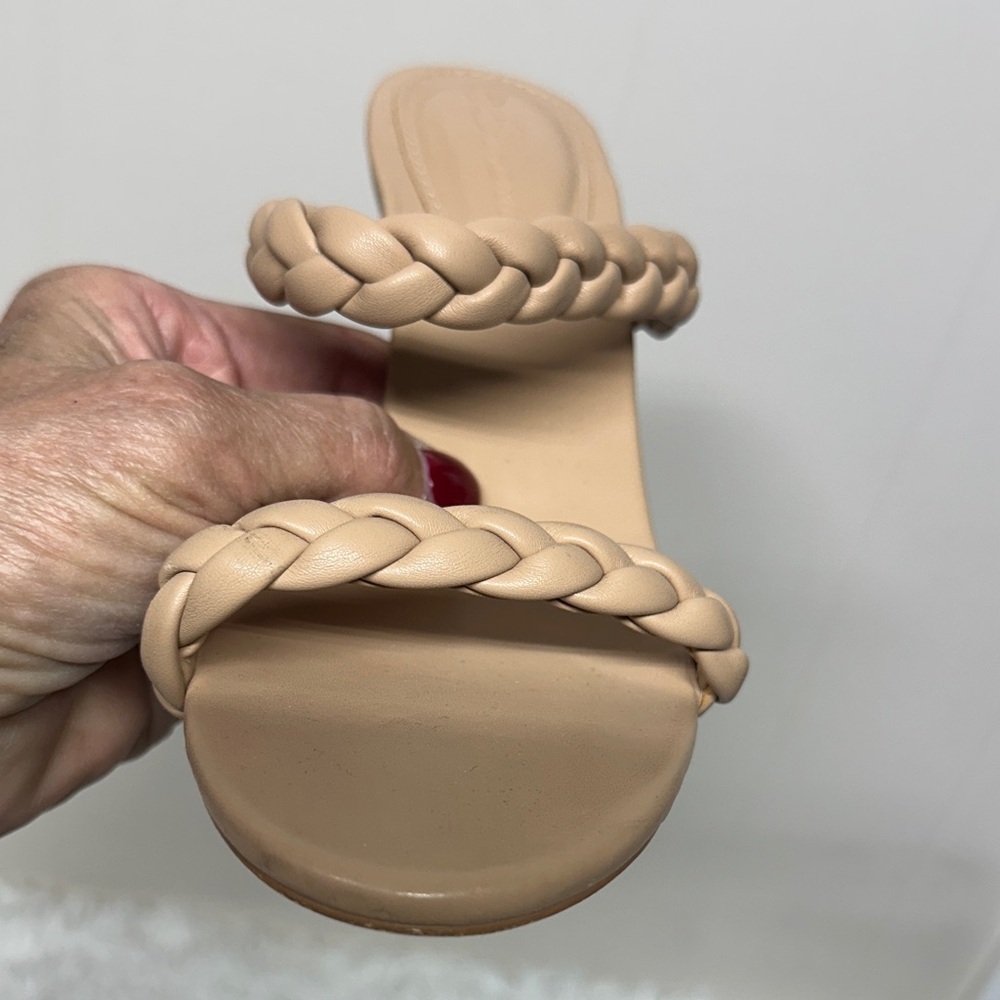 Women's Braided Tan Sandals - Picture 10 of 10